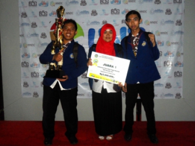 Scrabindo Game (Indonesian Cultural Scrabble) Gets First Place in UNYSEF National Student Scientific Paper Competition